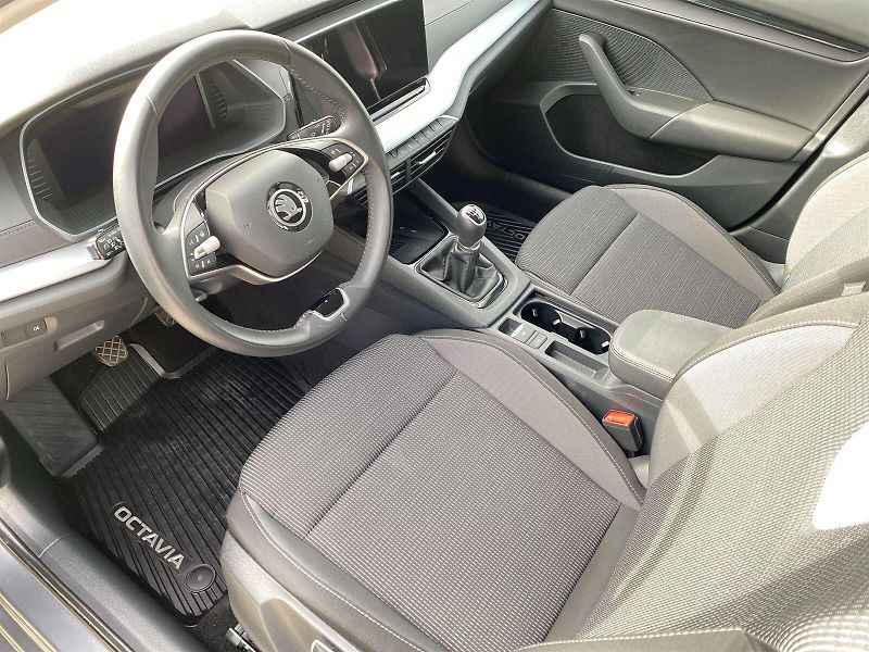 Škoda Octavia (2024) 1.5 TSI Selection - fotka 6 z 31