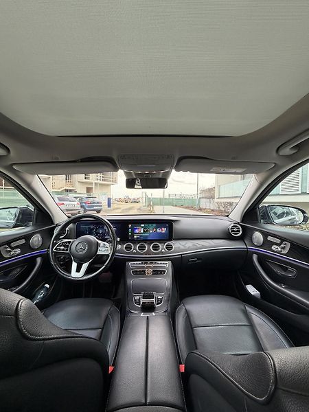 Mercedes-Benz Třídy E (2019) - fotka 12 z 12