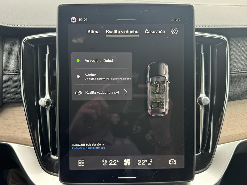 Volvo XC90 B5 AWD PLUS 360/ 7.m* / +kola  - fotka 38 z 49