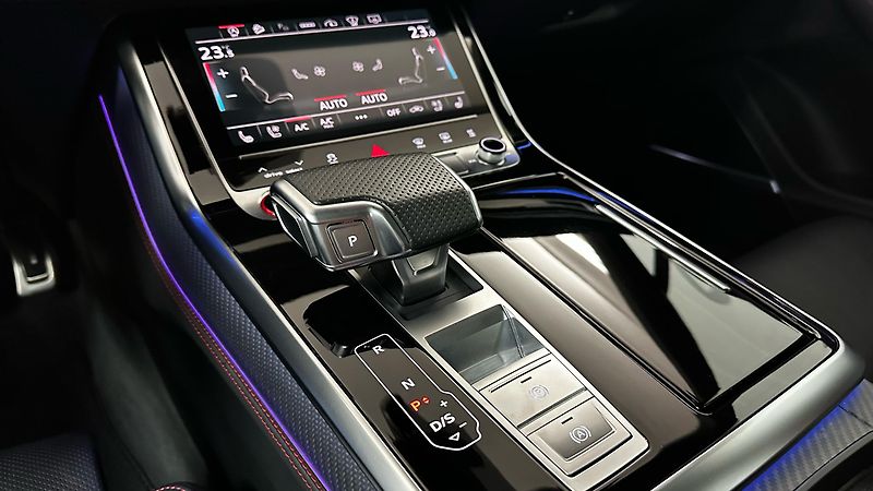 Audi SQ7 ZÁRUKA / MATRIX / 7 MÍST - fotka 31 z 52