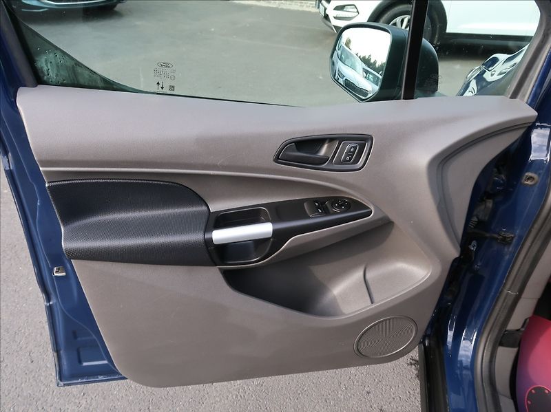 Ford Transit Connect 1,5 EcoBlue,74kW,1majČR,DPH - fotka 19 z 24