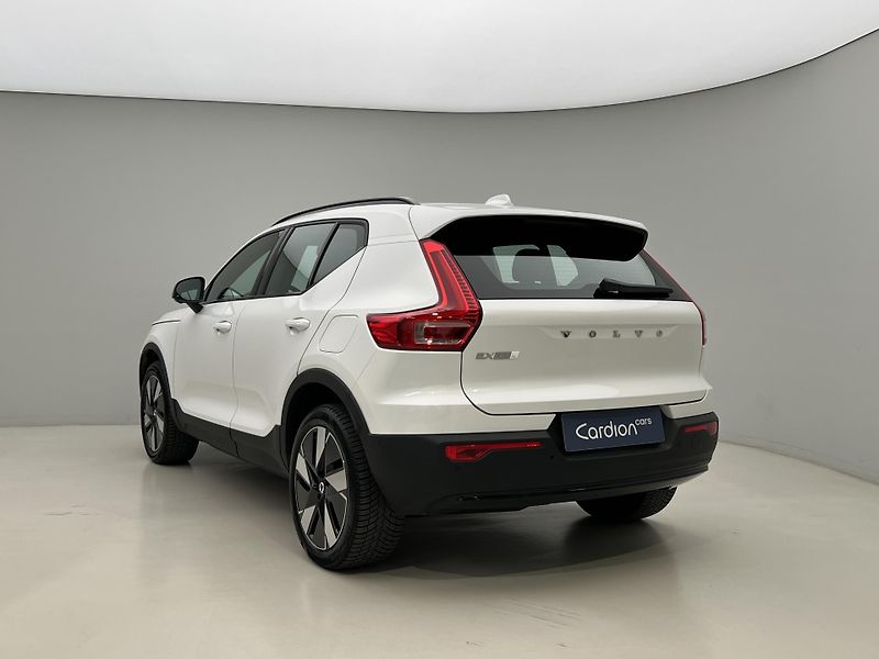 Volvo EX40 PURE ELECTRIC TWIN ENGINE AUT  - fotka 9 z 45