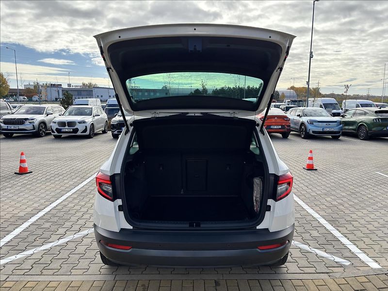Škoda Karoq 2,0 TDI 110kW Style 4x4 - fotka 11 z 48