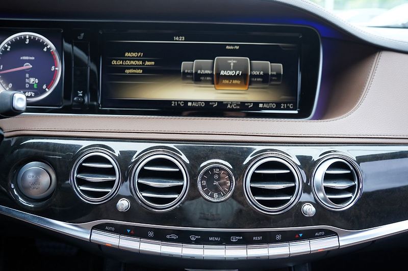 Mercedes-Benz Třídy S 350d AMG/Burmester/260 PS - fotka 39 z 47