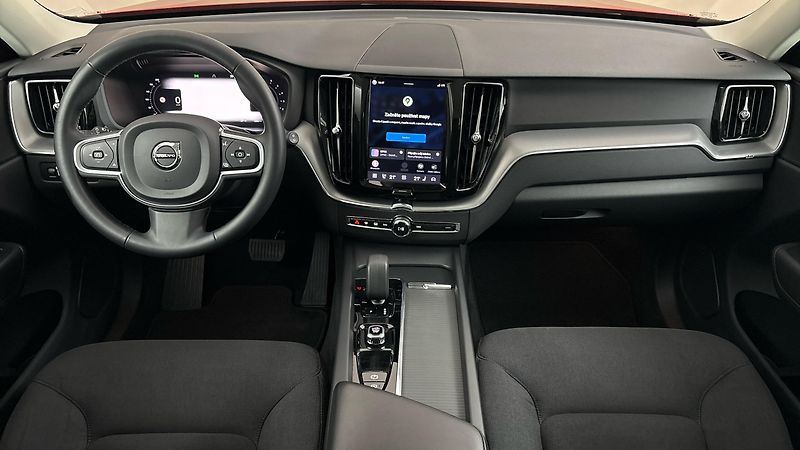 Volvo XC60 2.0 B4 AUT AWD Momentum Pro - fotka 8 z 28