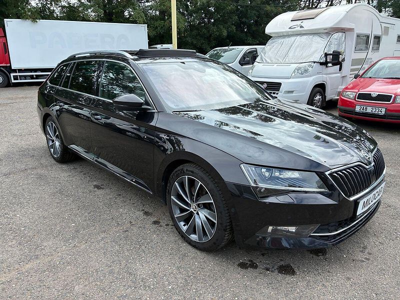 Škoda Superb 1.5 TSi 110 kW Laurin a Klemen - fotka 2 z 39