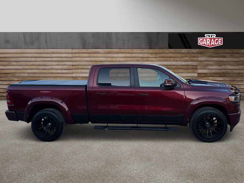 Dodge RAM (2019) +LARAMIE+LONGBED+HEMI+ - fotka 2 z 21