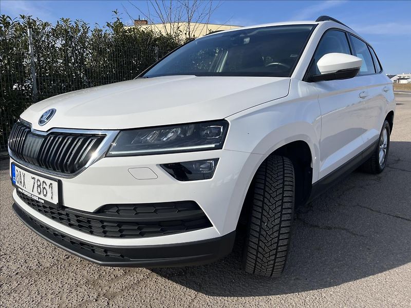 Škoda Karoq 2,0 TDi 110 4x4 DSG TAŽNÉ -DPH - fotka 42 z 47