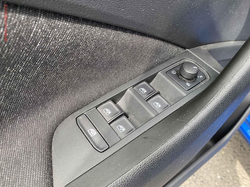 Škoda Scala (2019) 1.0TSi, 2.maj,ČR, Style, DSG - fotka 14 z 20