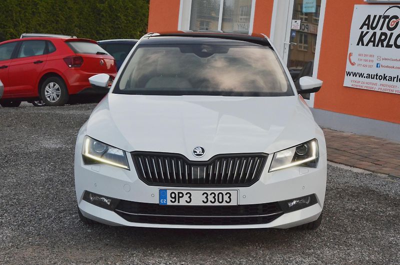 Škoda Superb (2017) 2.0 TSi 206kW DSG 4x4 L&K / ČR - fotka 2 z 50