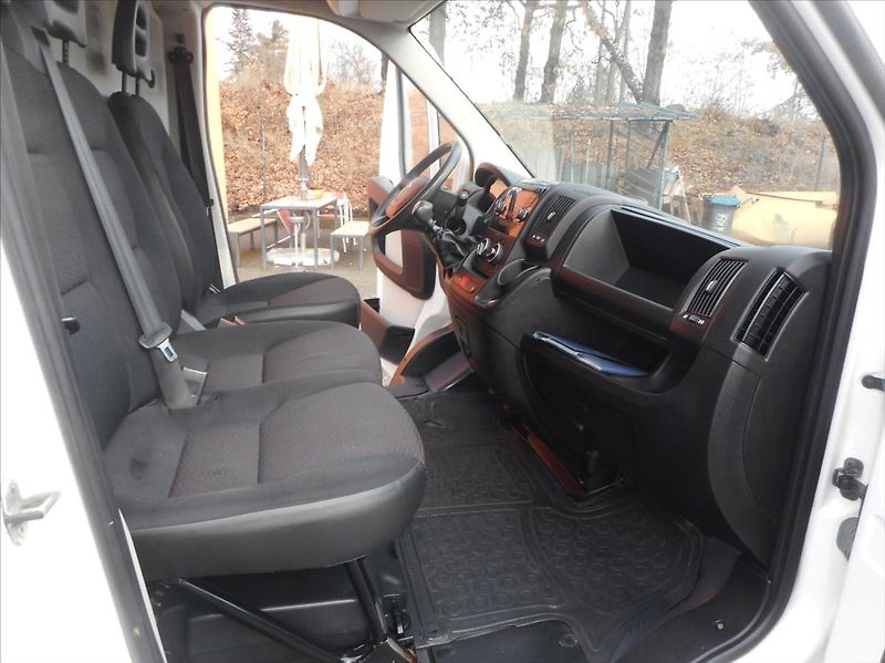 Peugeot Boxer 2,0 HDi L2H1 - fotka 18 z 24