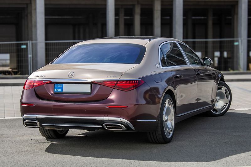 Mercedes-Benz Třídy S - fotka 5 z 47
