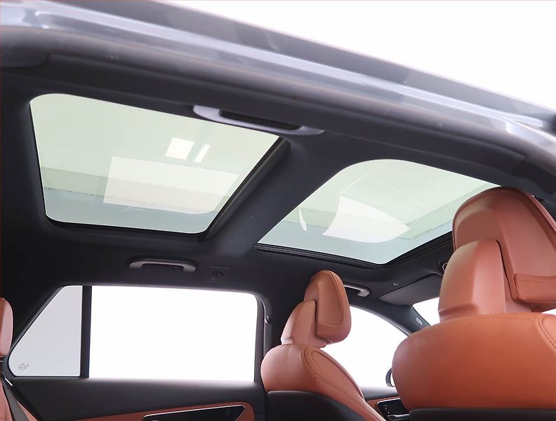Mercedes-Benz Třídy C (2022) Avantgarde C 180 - fotka 27 z 32