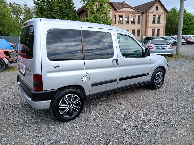 Citroën Berlingo 1.6i, 16V, Multispace,nová STK - fotka 8 z 31
