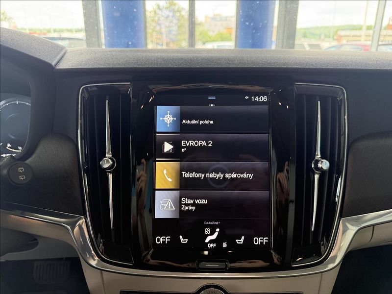 Volvo V90 2,0   173kW,CROSSCOUNTRY,SERVI - fotka 17 z 35