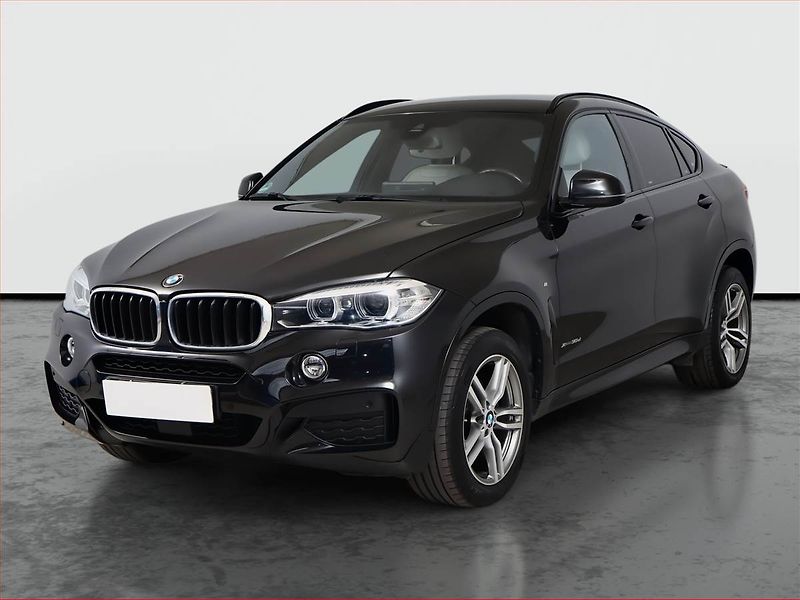 BMW X6 (2016) xDrive30d - fotka 2 z 25