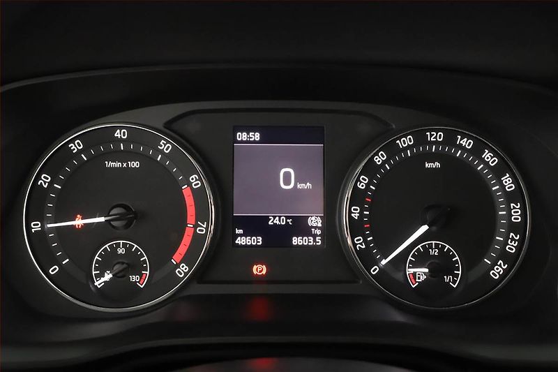 Škoda Octavia (2023) 1.0 TSI, ČR,1.maj, Serv.kniha - fotka 9 z 16