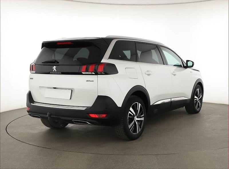 Peugeot 5008 (2019) GT Line 1.5 BlueHDi, 7 míst - fotka 5 z 17