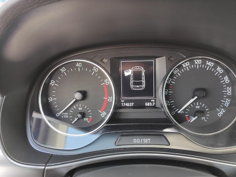 Škoda Fabia (2017) Combi 1.0TSI 95k MAN6 nové CZ - fotka 27 z 33