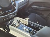 Volvo XC60 Momentum Pro B4 AWD 145kW - náhled 18
