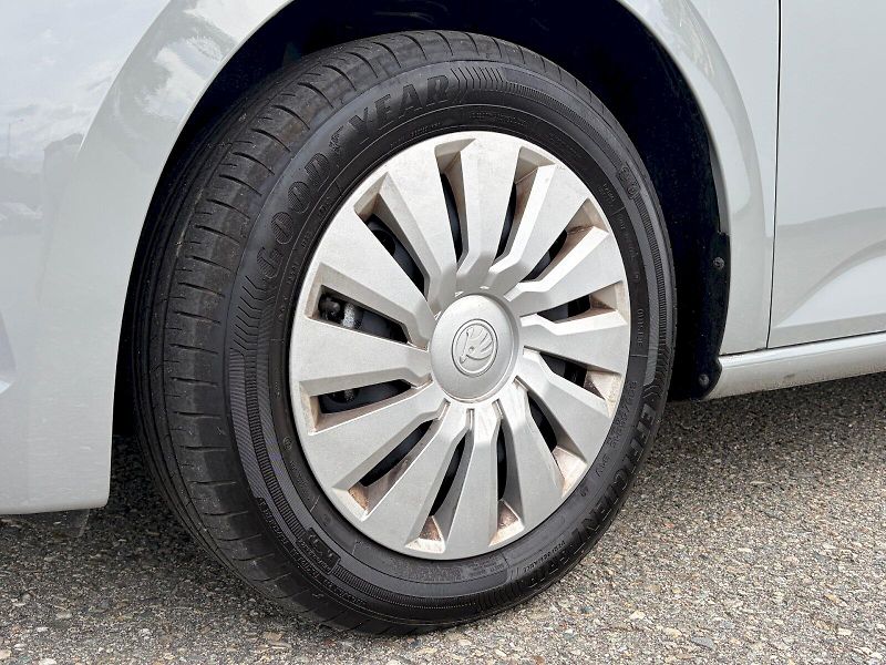 Škoda Scala (2026) 1.0 TSI / 70 kW / SELECTION - fotka 34 z 34