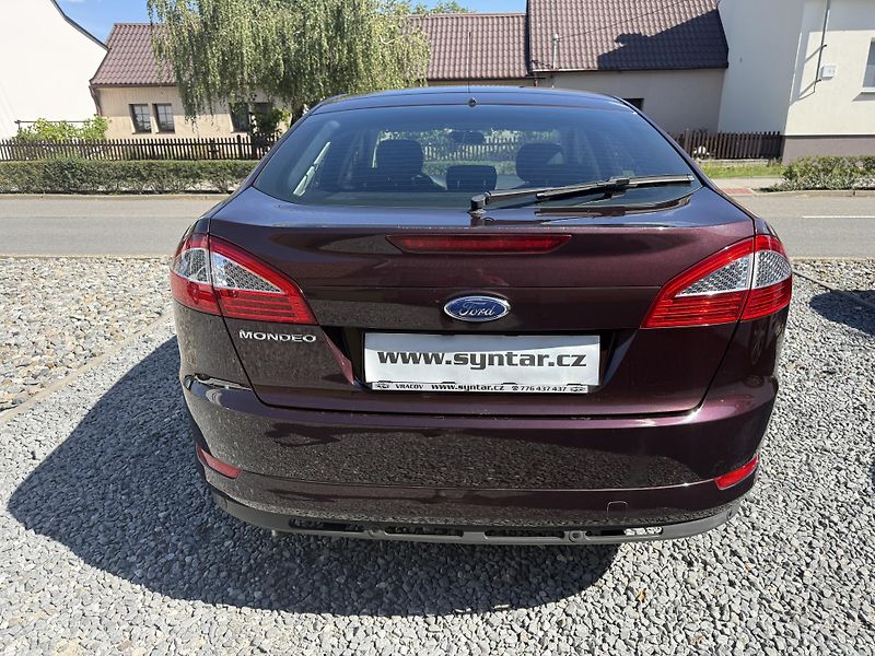Ford Mondeo 2.0i ALU XENON 1 MAJITEL. - fotka 4 z 12