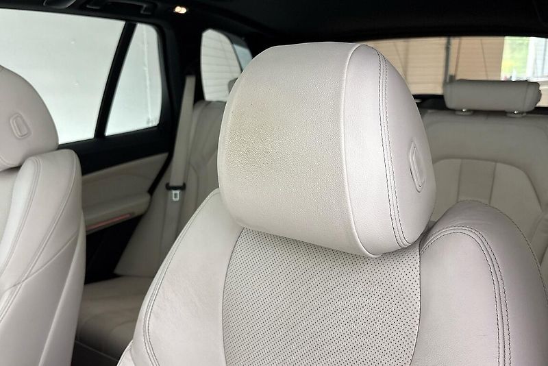 BMW X5 xDrive30d - fotka 8 z 27