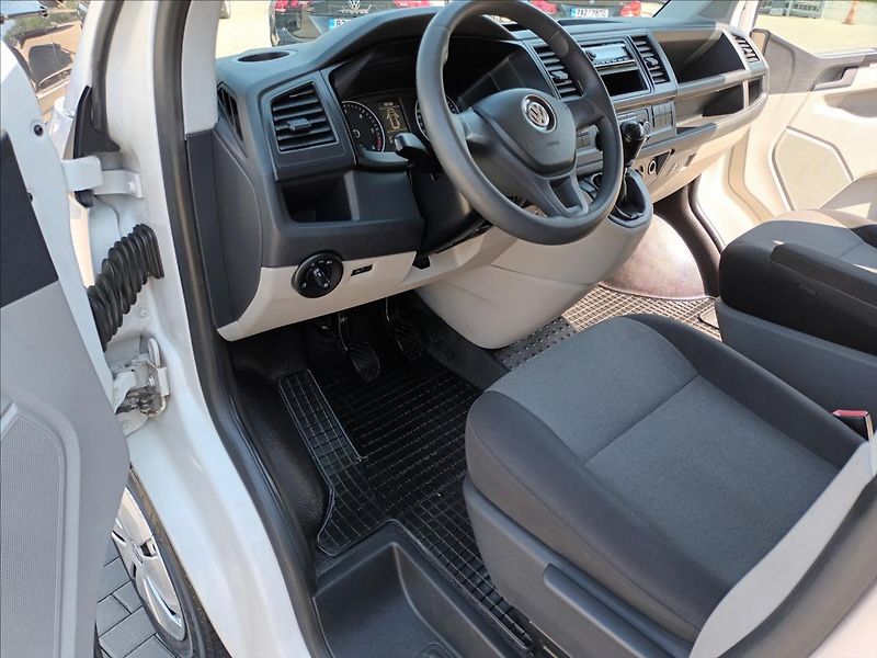 Volkswagen Transporter 2,0 TDI,ČR,8MÍST,TAŽNÉ,SERVIS, - fotka 15 z 45