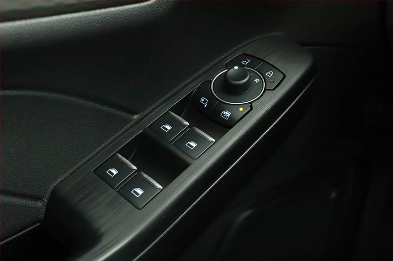 Ford Kuga (2024) 1.5 EcoBoost - fotka 17 z 17