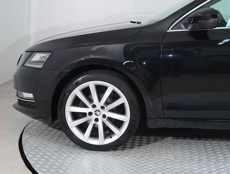 Škoda Octavia (2018) Style Plus 2.0 TDI, Automat - fotka 15 z 18