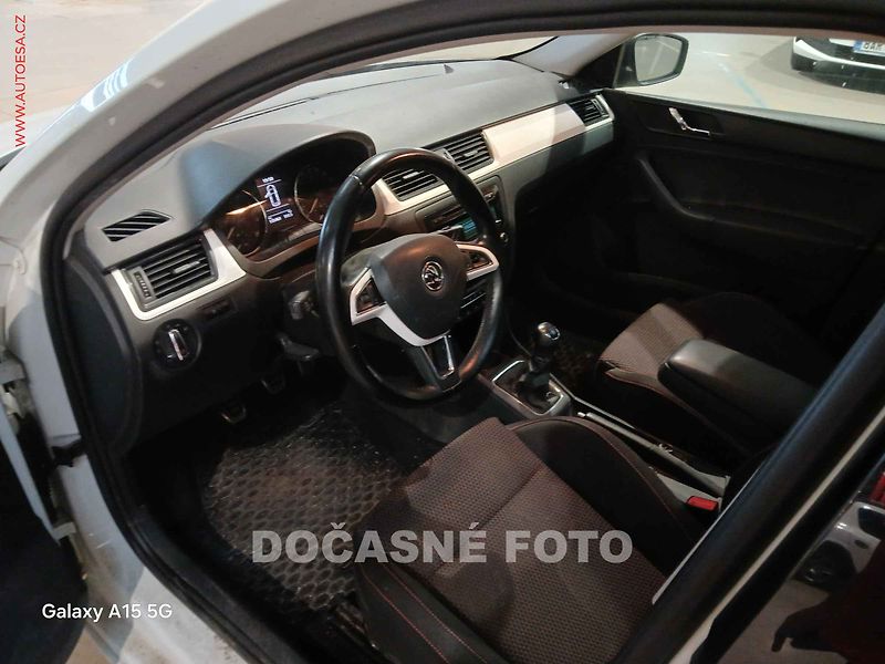Škoda Rapid (2015) 1.2 TSI Sport - fotka 3 z 3