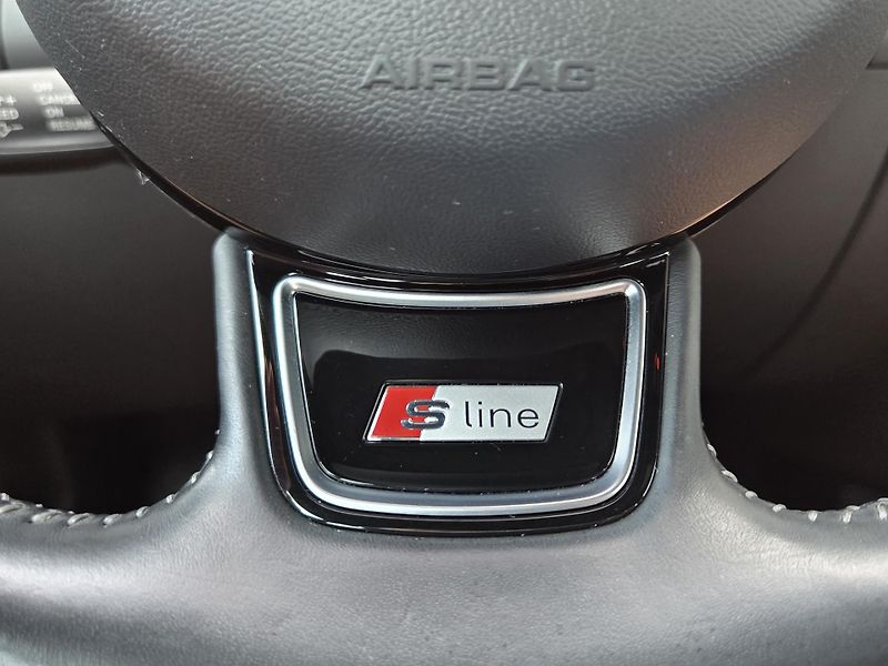 Audi A5 2,0 TDi Sportback - fotka 36 z 40