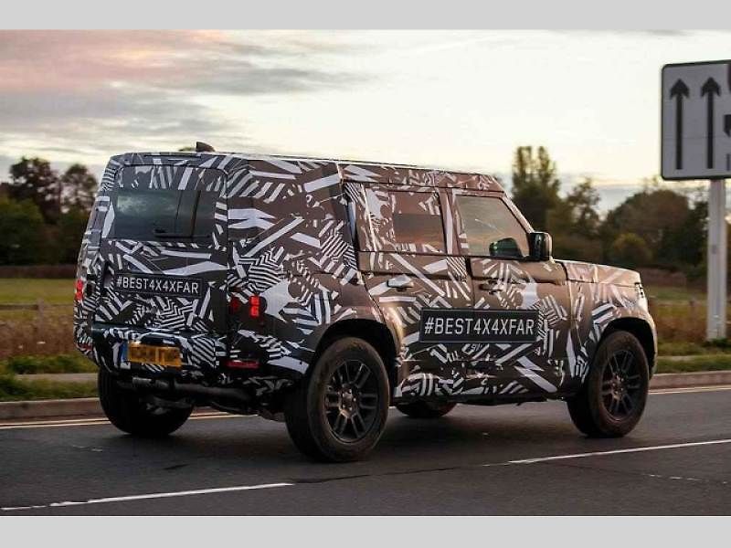 Špionážní fotky nové genrace Land Rover Defender