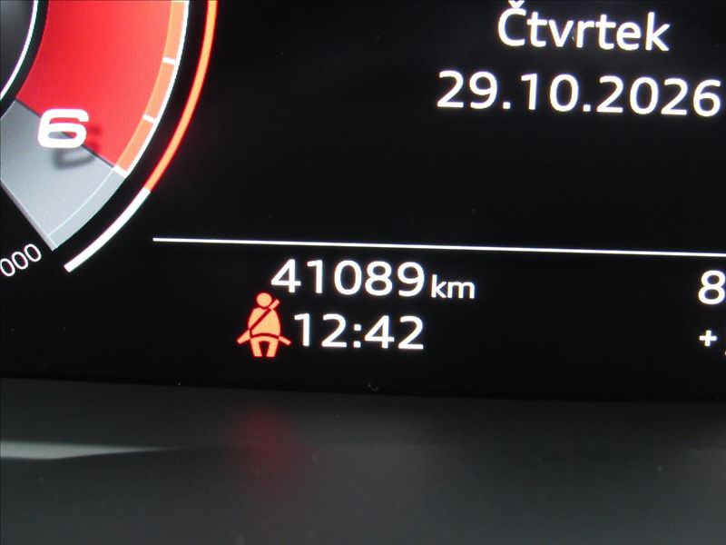 Audi S6 3,0 TDI 253kW Avant Quattro - fotka 15 z 37