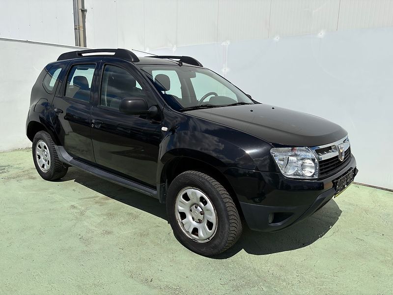 Dacia Duster 1.6i, 77kW, Klima - fotka 1 z 17