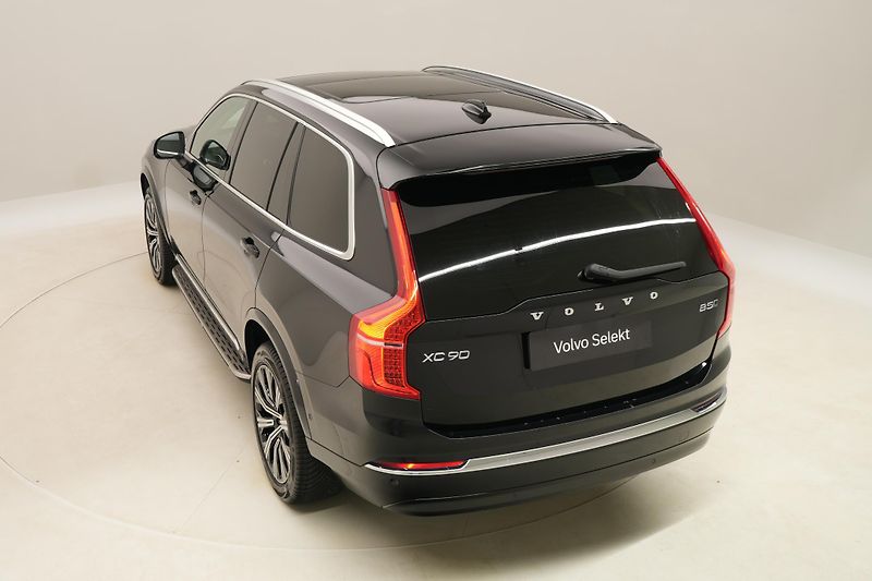 Volvo XC90 B5 AWD BRIGHT ULTIMATE AUT 7m - fotka 18 z 56