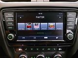 Škoda Octavia (2013) Elegance 2.0 TDI, Xenony - náhled 13