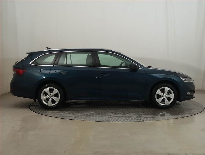 Škoda Octavia (2020) Style 1.5 TSI - fotka 6 z 16