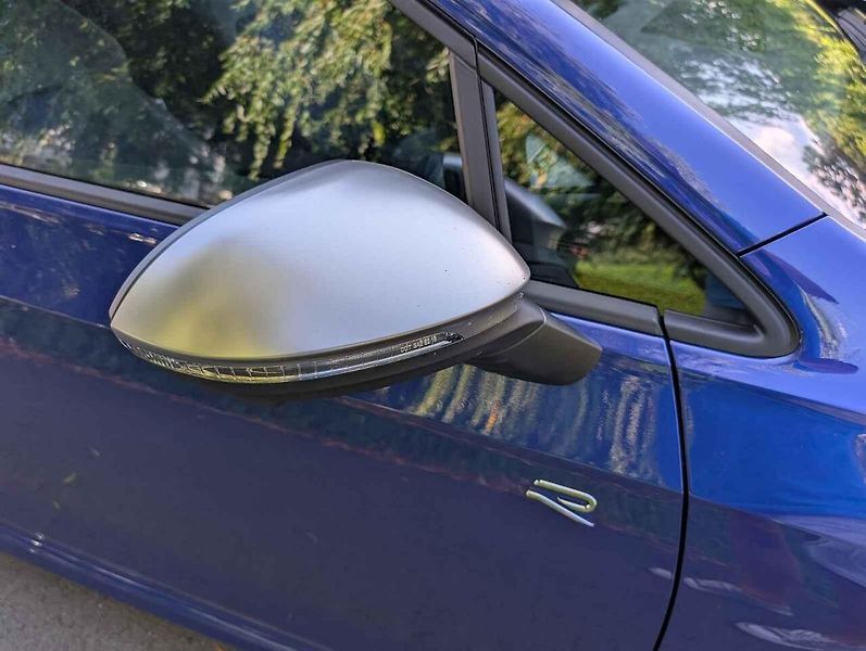 Auto má rádo klikaté silničky.