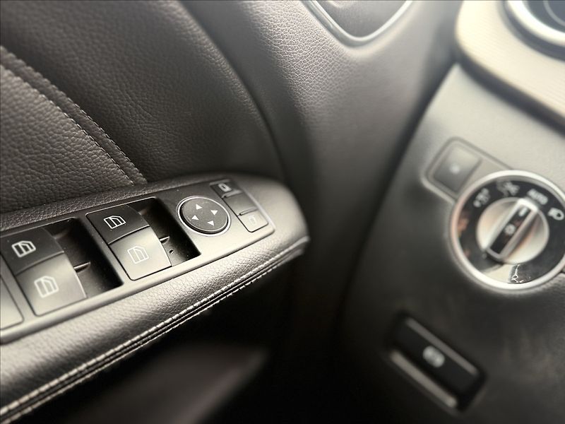Mercedes-Benz Třídy B 180CDI NAVI AUTOMAT - fotka 15 z 29