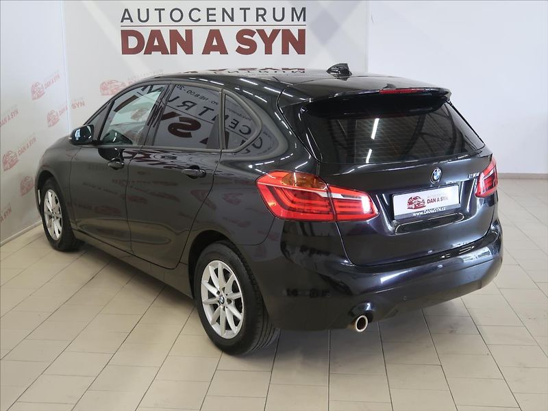 BMW Řada 2 1,5 218i serv. historie, - fotka 6 z 35