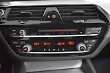 BMW Řada 5 520d LUXURY LINE*KAMERA - náhled 27