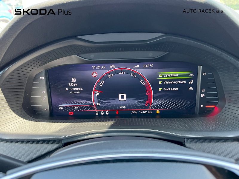 Škoda Scala (2025) 1.5 TSI 110kW Monte Carlo - fotka 5 z 31