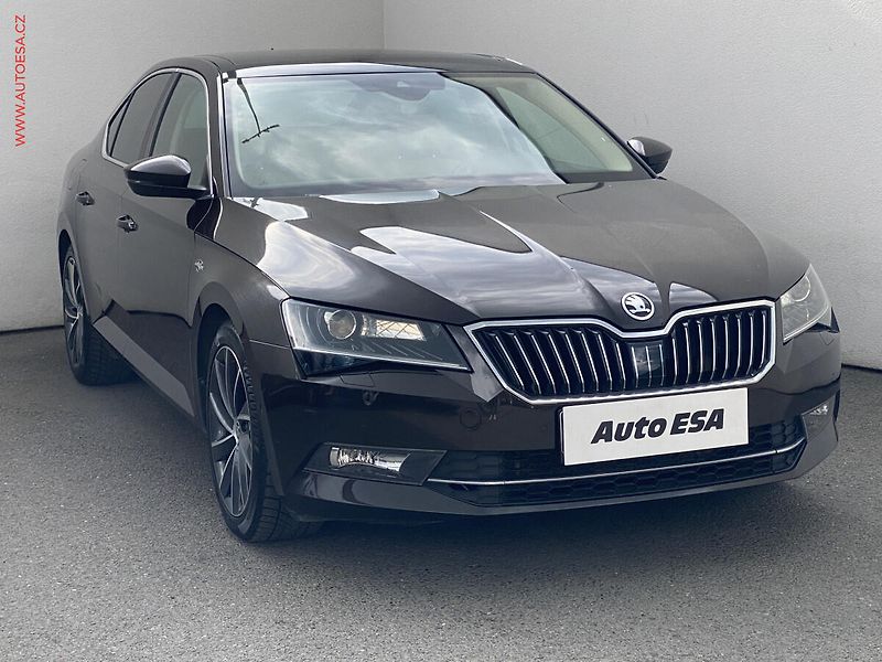 Škoda Superb (2016) 2.0TDi, L&K, DSG, panor - fotografie inzerátu