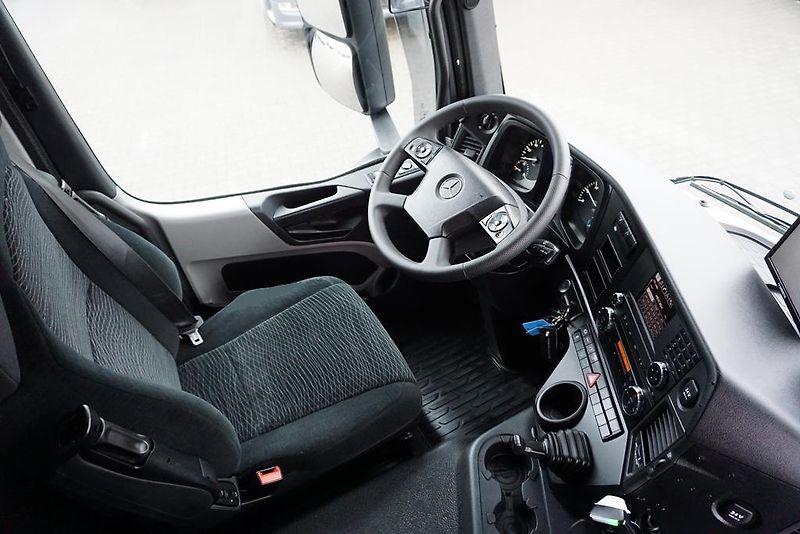 Mercedes-Benz (2017) ANTOS / 1830 / EURO 6 / CHŁODN - fotka 13 z 46