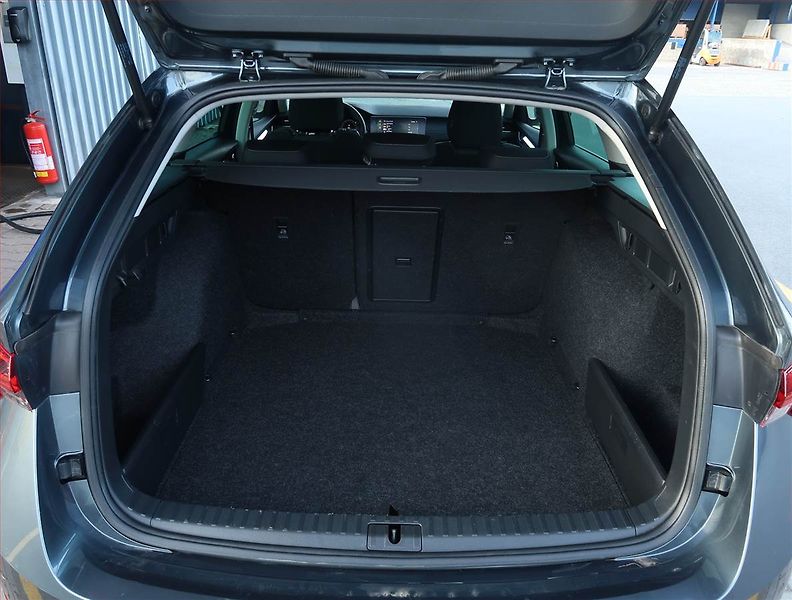 Škoda Octavia (2020) Style 2.0 TDI, Automat, ČR - fotka 14 z 25