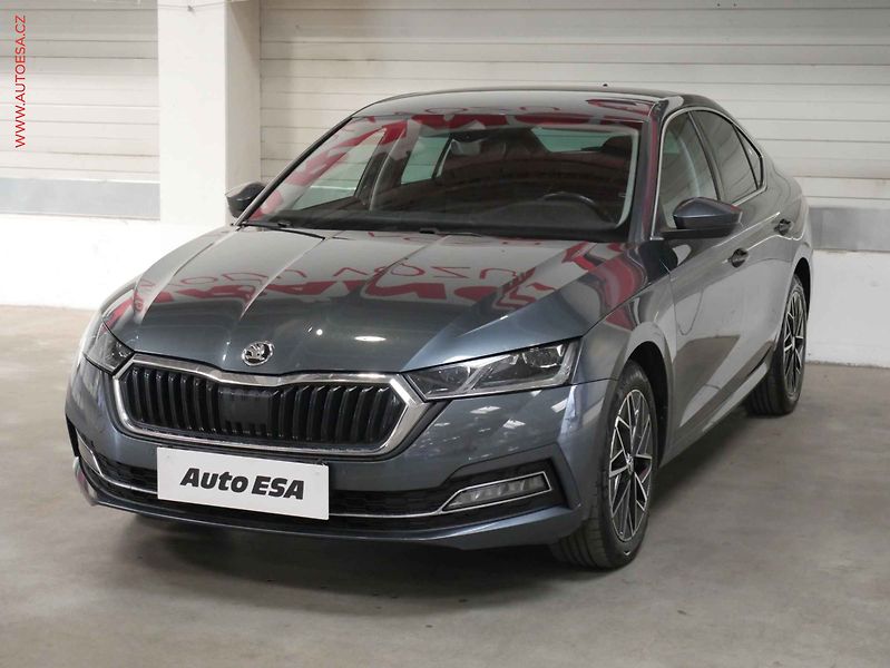 Škoda Octavia (2020) 2.0 TD, ČR, Style, TZ, LED - fotka 3 z 21