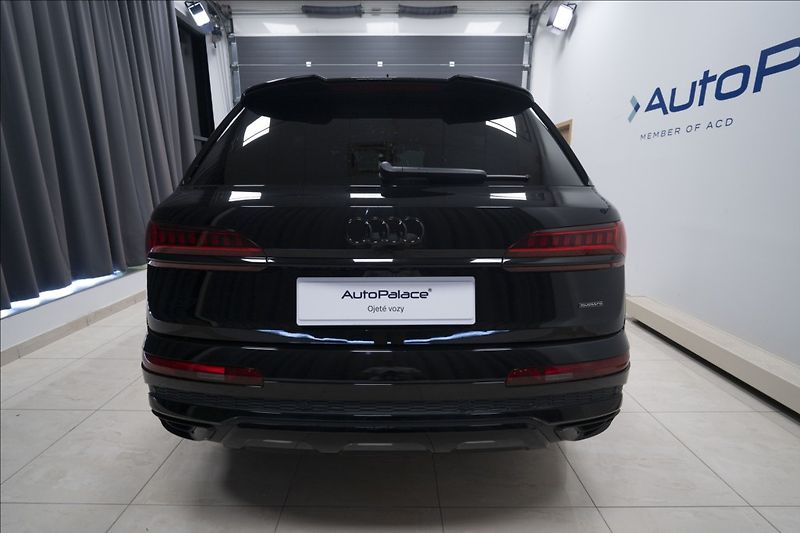 Audi Q7 3,0 TDI QUATTRO S-LINE 1. MAJ - fotka 5 z 45