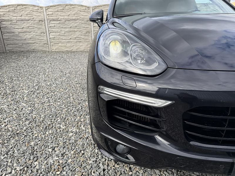 Porsche Cayenne 3.0TDI V6 265PS 4x4 GTS PAKET! - fotka 75 z 159