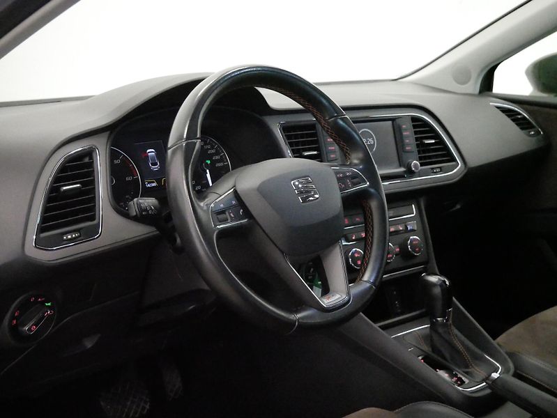 Seat Leon - fotka 14 z 28